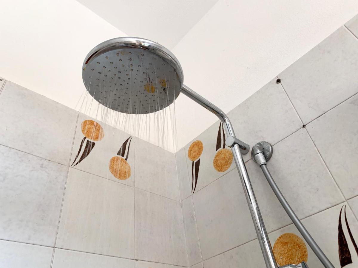 Como Lake Milano Dream Apartment Guanzate Bagian luar foto
