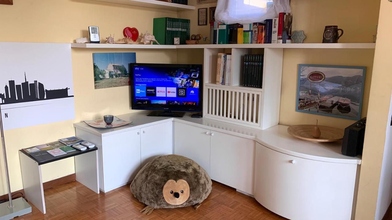 Como Lake Milano Dream Apartment Guanzate Bagian luar foto